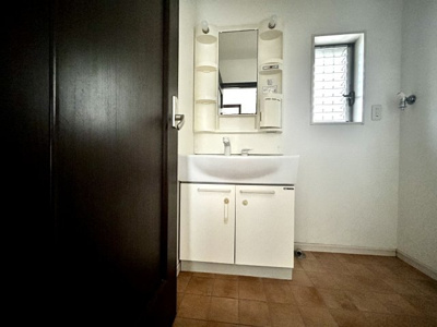 【独立洗面台】 | 倉富借家