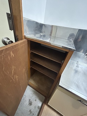 ハウス弦巻の玄関