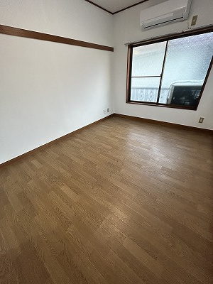 ハウス弦巻の寝室