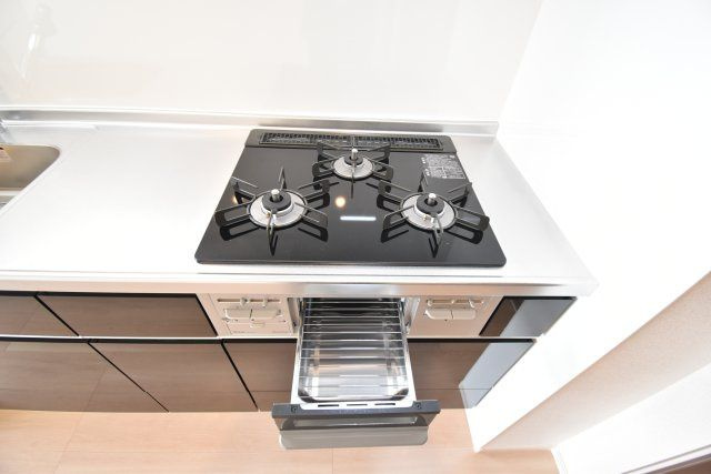 リアライズ今里南のキッチン