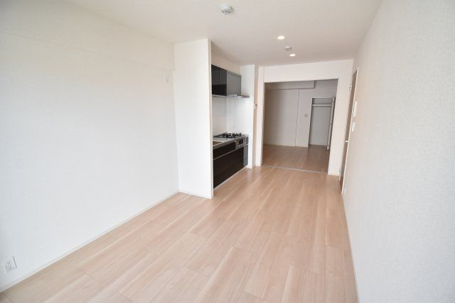 リアライズ今里南の居間・リビング