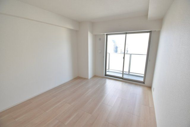 リアライズ今里南の寝室