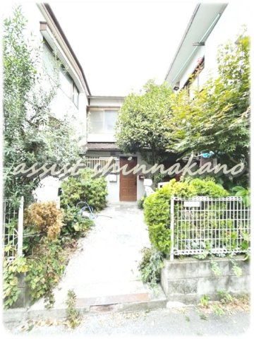 山田ハウスのエントランス