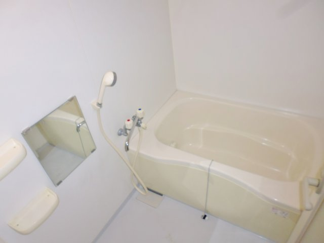 コンフォート西神戸の浴室
