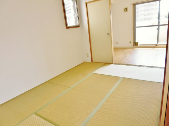 コンフォート西神戸の和室