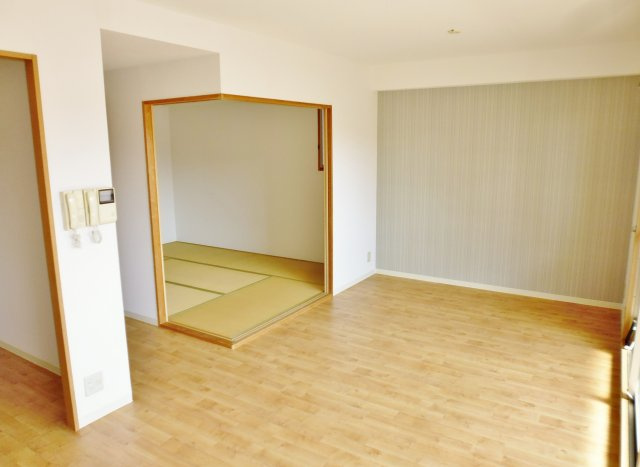 コンフォート西神戸の居間・リビング