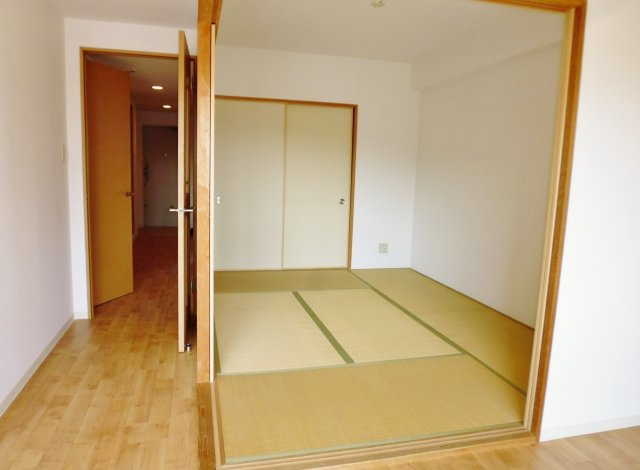 コンフォート西神戸の和室