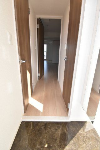 リアライズ今里南の玄関