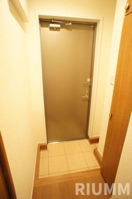 【玄関】 | フォレスト駒沢大学