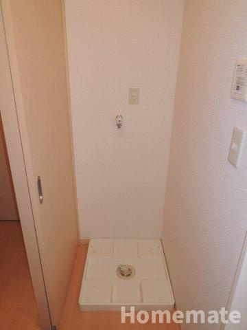 【設備】 | ラ・メゾン・ベルテ | 洗濯機置場