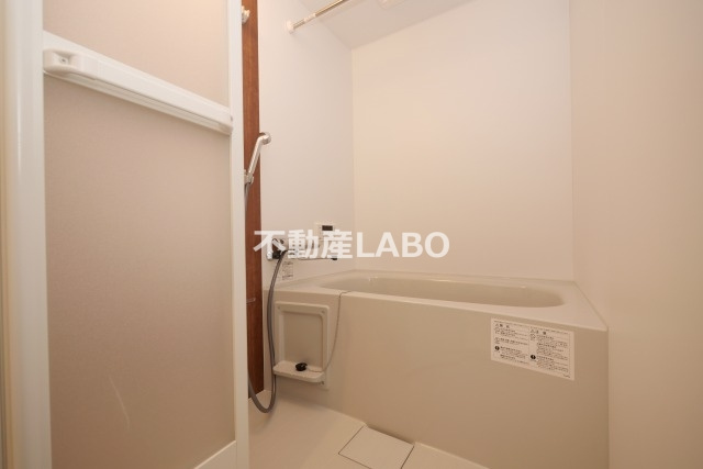 シャンティーハーバー九条の浴室