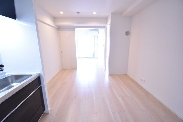 リアライズ今里南の居間・リビング