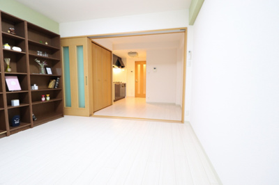 【洋室】 | メゾンバイタルＤ棟