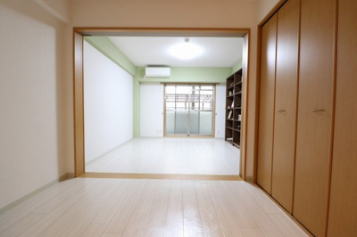 【居間・リビング】 | メゾンバイタルＤ棟