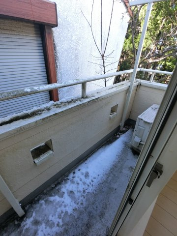 【バルコニー】