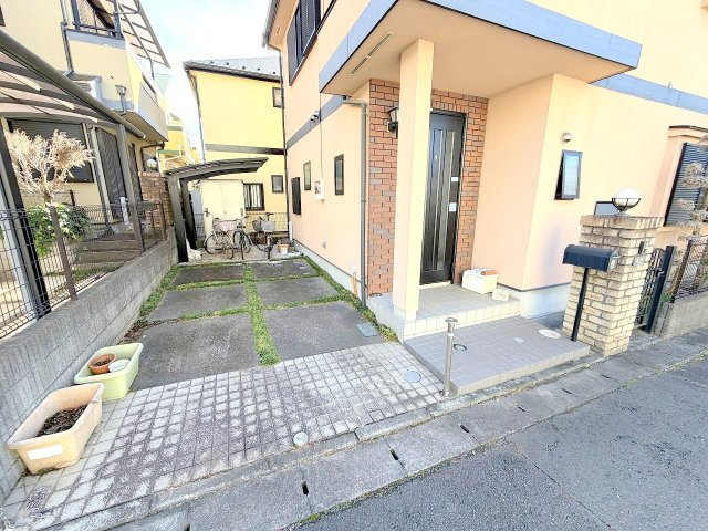 羽村市神明台1丁目　中古戸建の駐車場