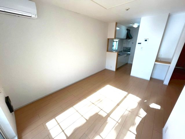 【居間・リビング】