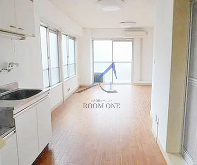 清原マンションの居間・リビング|洋室のお部屋です。