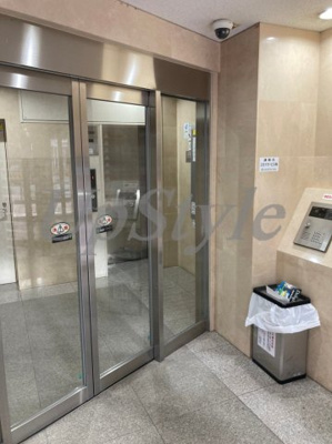 【エントランス】 | スカイコート九段下