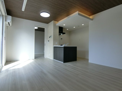 【居間・リビング】 | セレスティアル道笑町