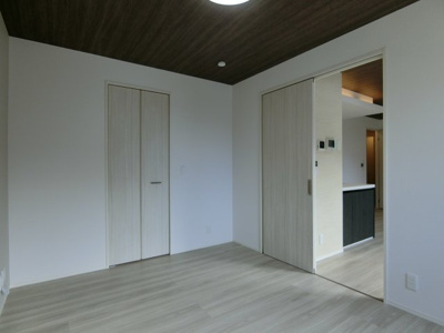 【洋室】 | セレスティアル道笑町