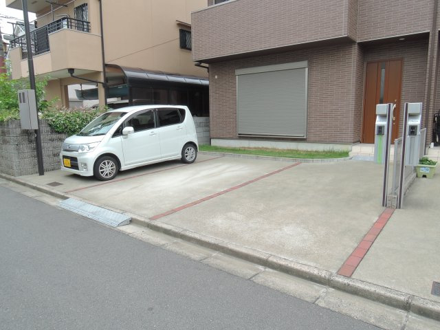 Kコンフォートの駐車場