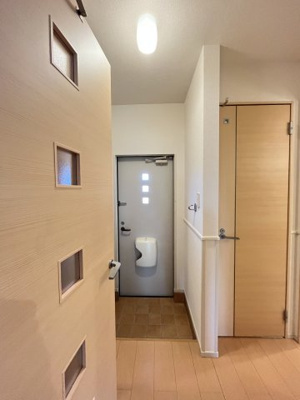 【玄関】 | ラフレシール