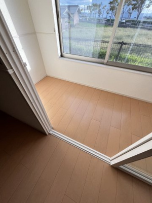 【バルコニー】 | ラフレシール