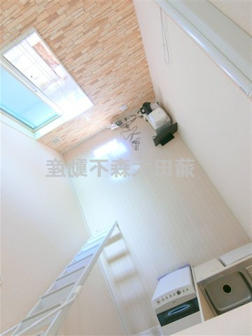 ユナイト馬込カーレンベルグの居間・リビング|洋室