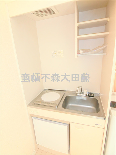 ユナイト馬込カーレンベルグのキッチン|ミニ冷蔵庫付IHキッチン