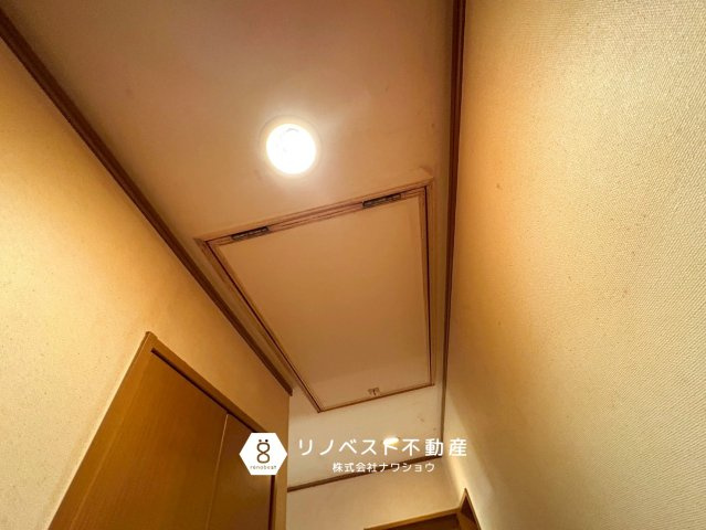 東大阪市荒川1丁目のその他|屋根裏収納もあるので収納場所には困りません◎