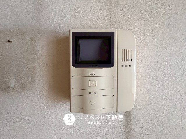 東大阪市荒川1丁目の防犯設備|TVモニター付きインターホンなので事前に訪問者を確認できるのは安心ですね◎