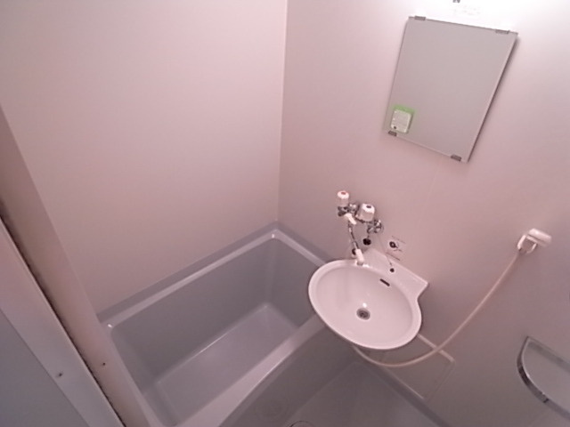 メゾンみどりの浴室