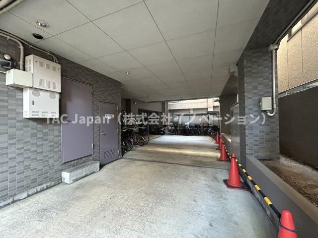 ダイアパレス元浅草Ⅱの駐輪場