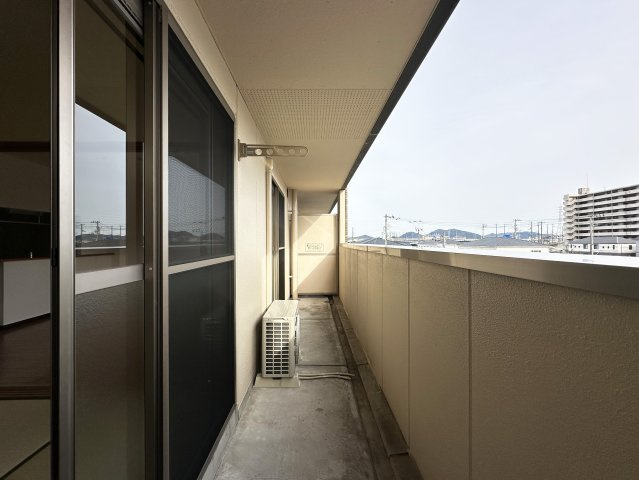 トゥジュール・ヴェールのバルコニー