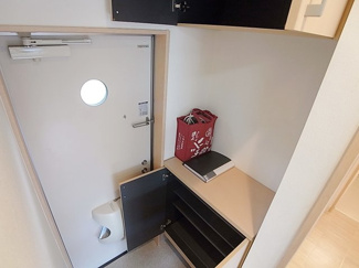 【玄関】 | ヴィアーレ南町 | シューズボックス完備