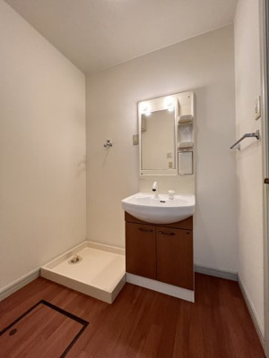 【洗面所】 | キャピタル旗ヶ崎