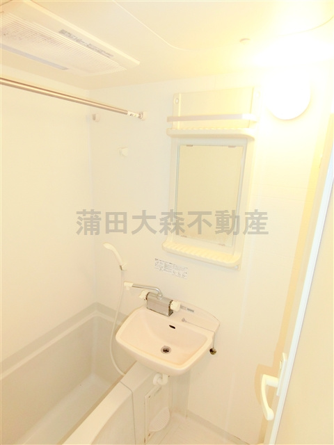 プレール・ドゥーク蒲田Ⅱの浴室|浴室乾燥機付きのバスルーム　お風呂