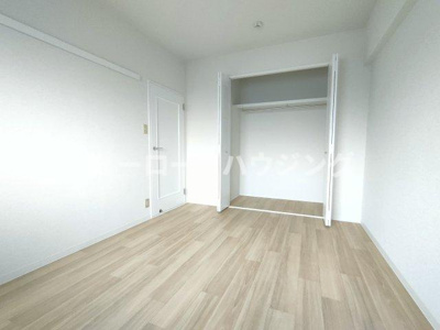 【洋室】 | エバーグリーンハイツ