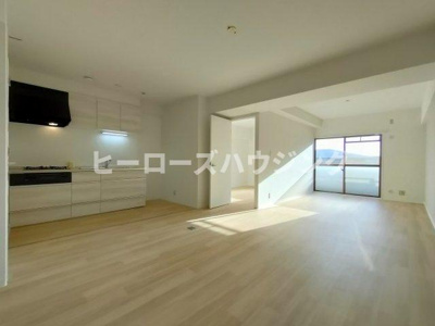 【居間・リビング】 | エバーグリーンハイツ | ※2025年11月上旬撮影！