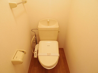 【トイレ】 | エミナン３ | 温水洗浄暖房便座