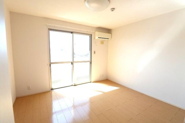 ルミエールの居間・リビング