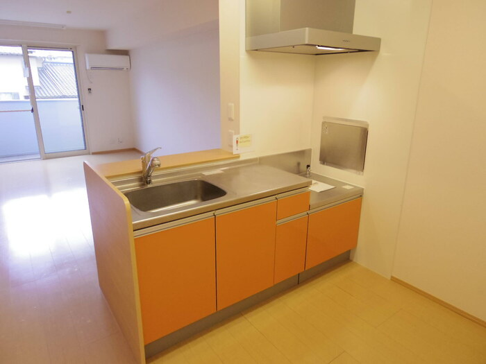 Ｗａｓｅｒ Ｖｏｇｅｌ（ｳﾞｧｯｻｰ ﾌｫｰｹﾞﾙ）のキッチン|カウンターキッチン(浄水器対応型水栓)