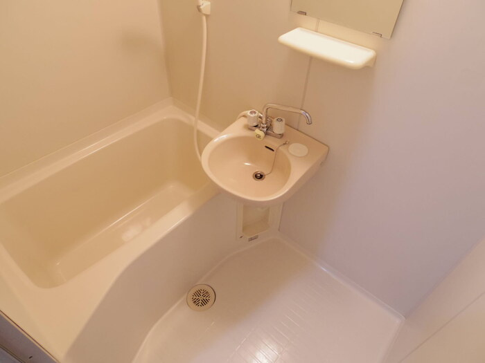 メゾンドノアの浴室|2点ユニットバス