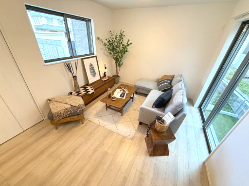 堺市美原区黒山　新築一戸建ての居間・リビング