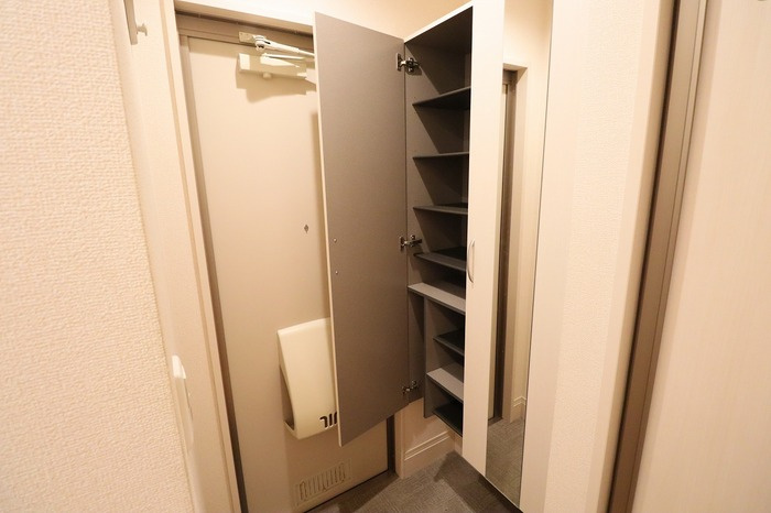 シーリーコートの玄関|トールタイプシューズボックス