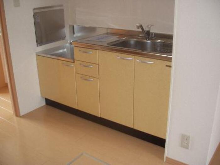 ジュネス港町のキッチン|キッチン