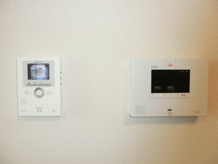 セジュール輝のセキュリティ|SECOMホームセキュリティ搭載・録画機能付きTVインターホン