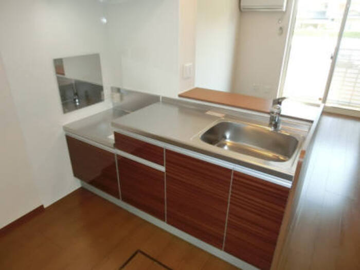 セジュール輝のキッチン|カウンターキッチン(IH対応ｺﾝｾﾝﾄ付)