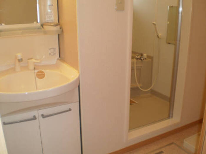 アムール・ソフィア Ⅰ・Ⅱの独立洗面台|洗面所